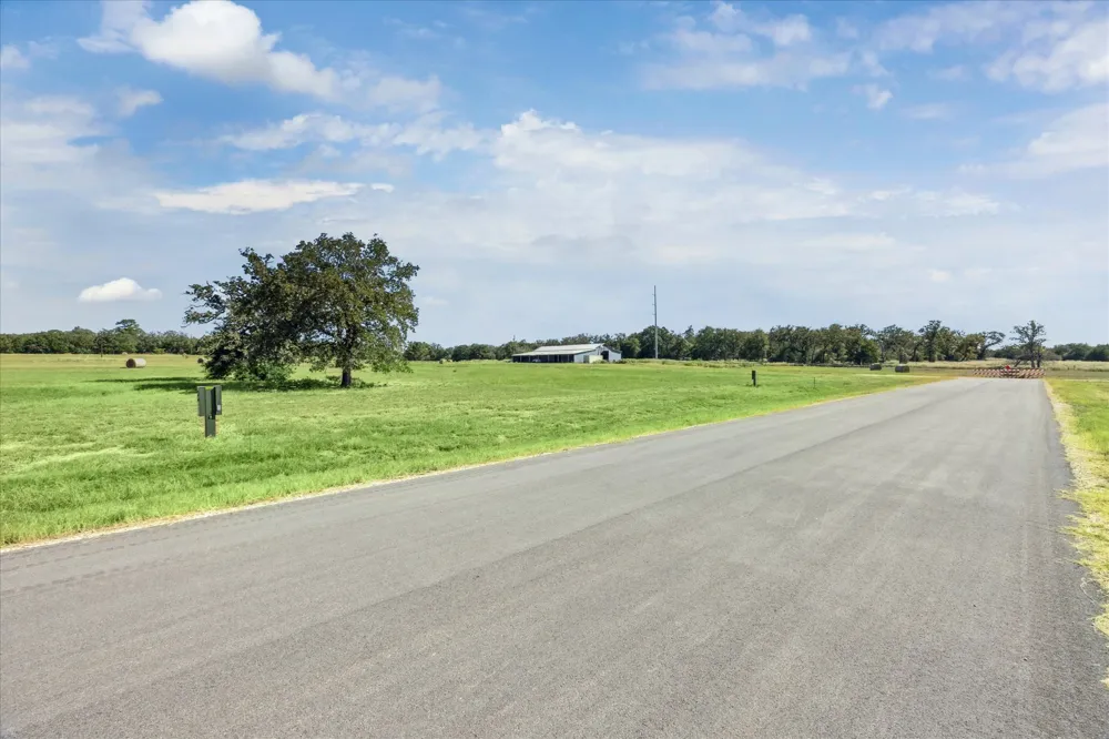 190 Impala Pass Rosanky, TX 78953