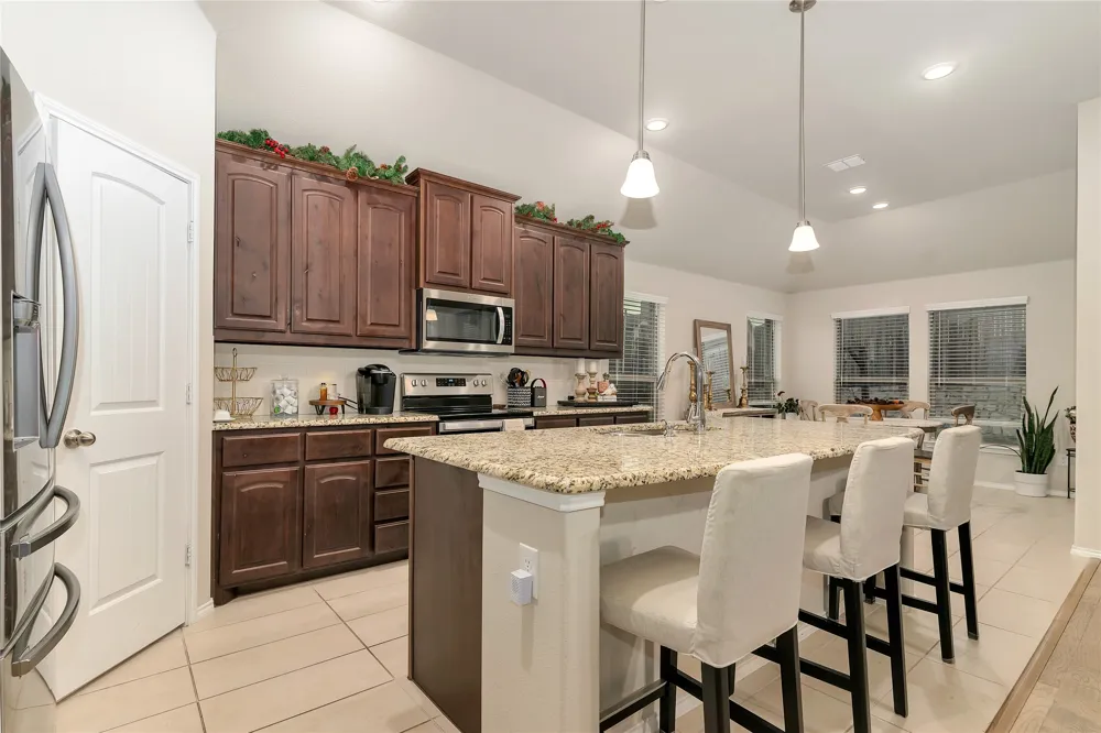 120 Cheryl Drive Keene, TX 76059