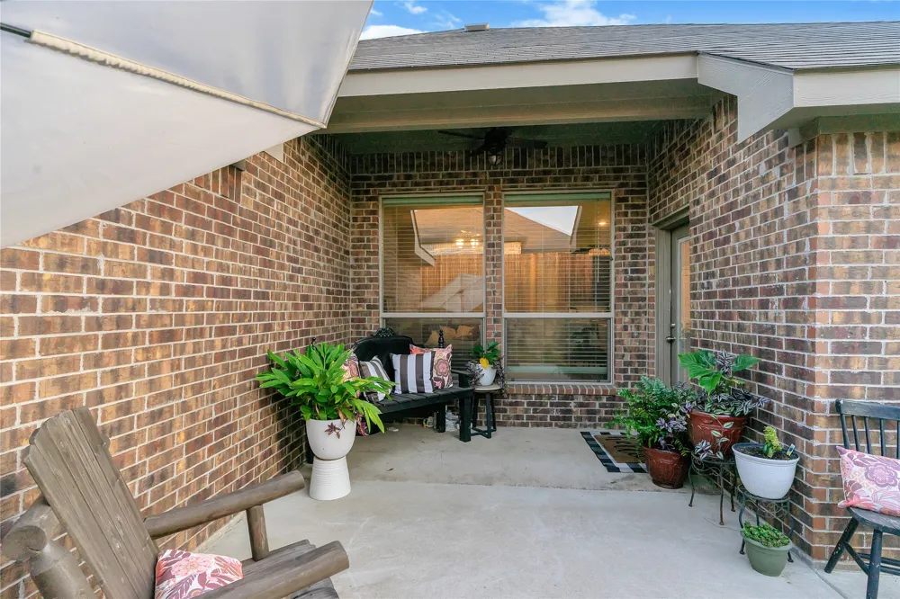 120 Cheryl Drive Keene, TX 76059