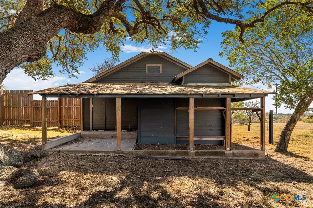 2205 Meyersville Road Meyersville, TX 77974