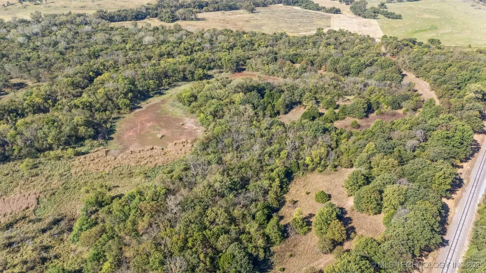 E 930 ROAD Chandler, OK 74834