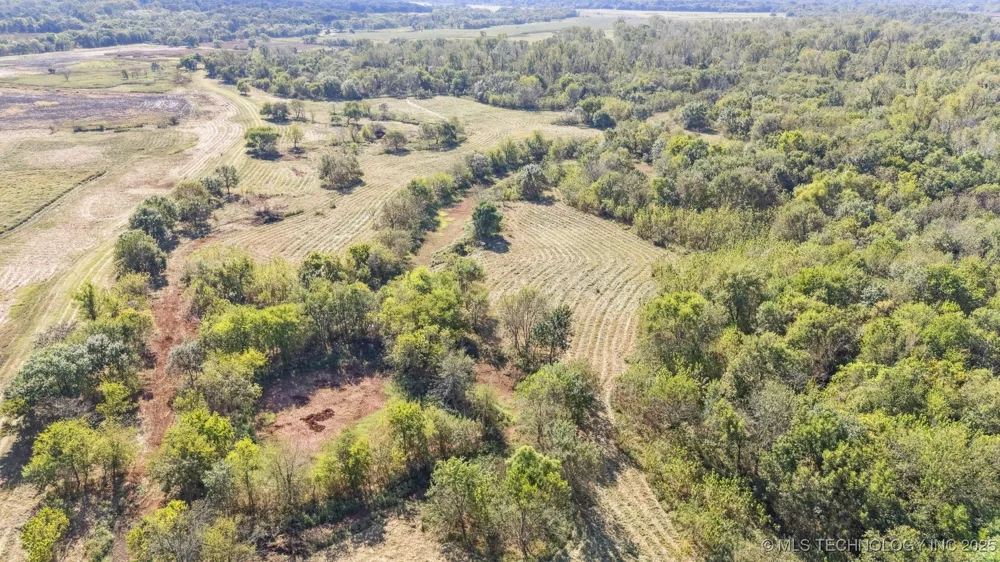E 930 ROAD Chandler, OK 74834