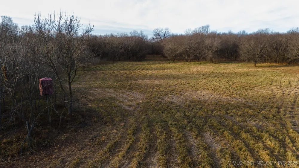 E 930 ROAD Chandler, OK 74834