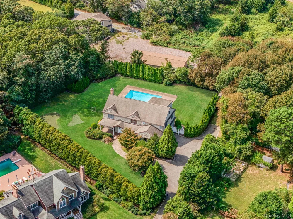 32A Vail Avenue East Quogue, NY 11942