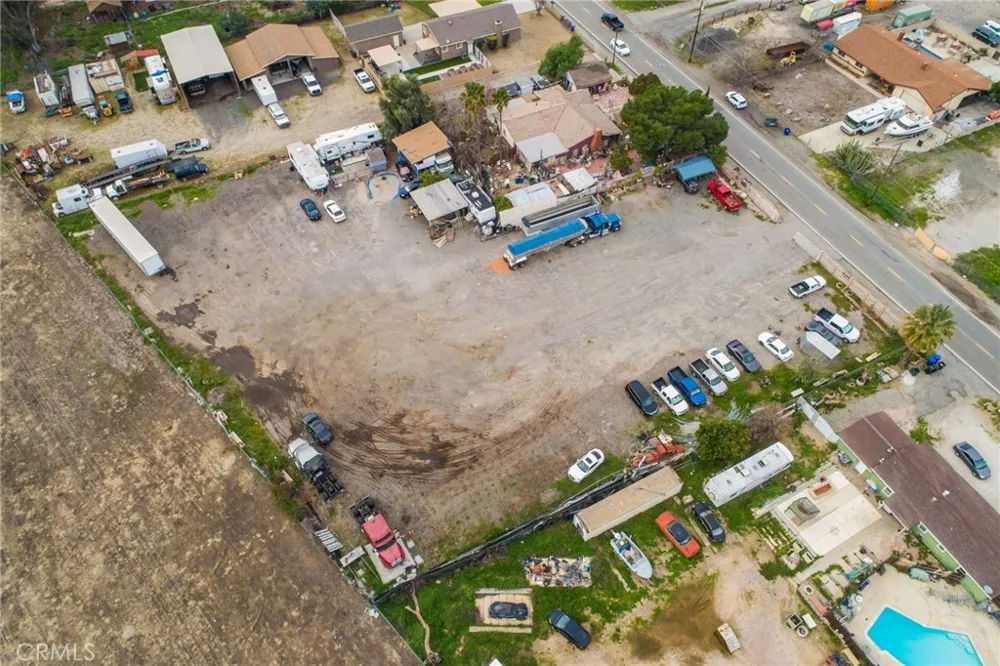 19597 Jurupa Avenue Bloomington, CA 92316