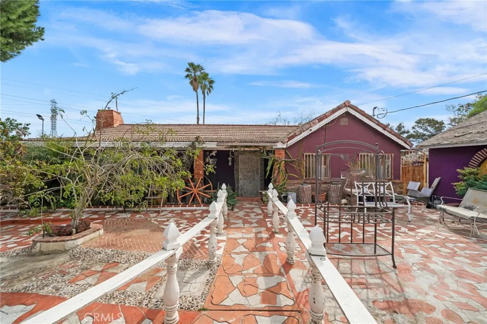 19597 Jurupa Avenue Bloomington, CA 92316