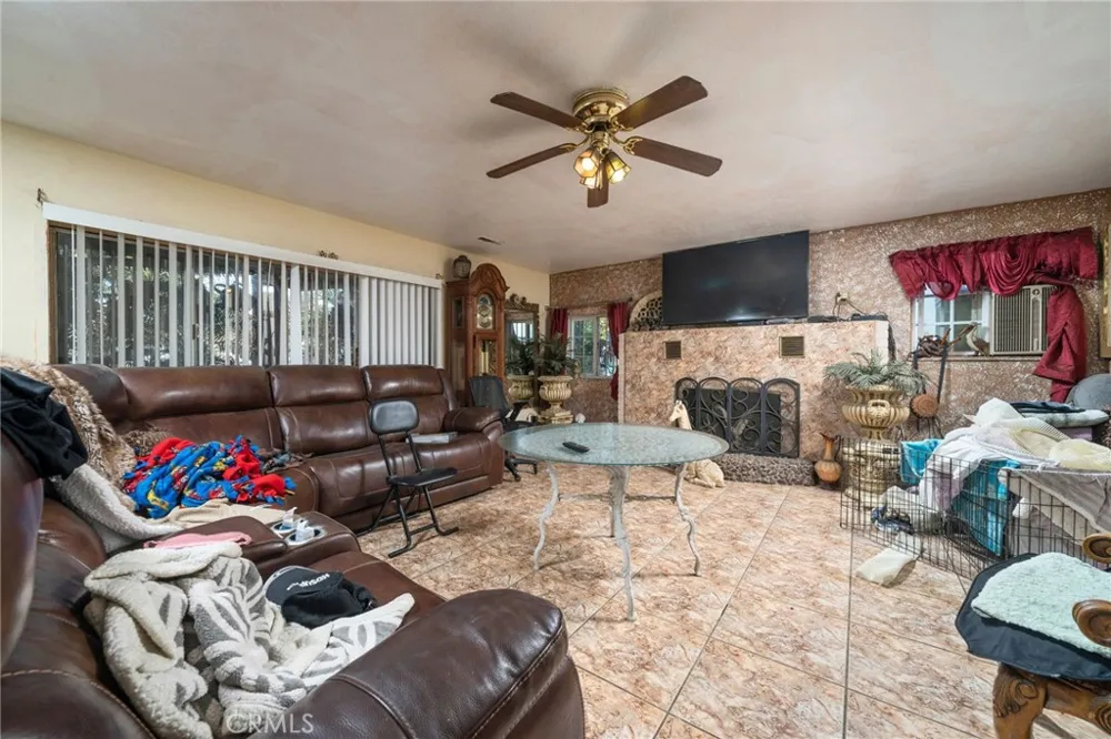 19597 Jurupa Avenue Bloomington, CA 92316