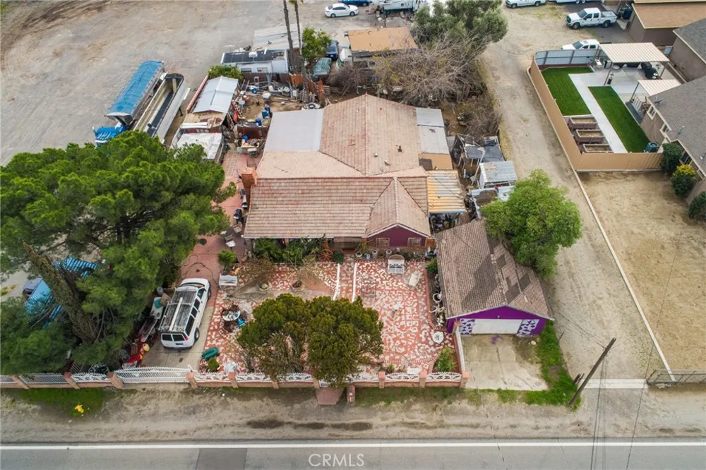 19597 Jurupa Avenue Bloomington, CA 92316
