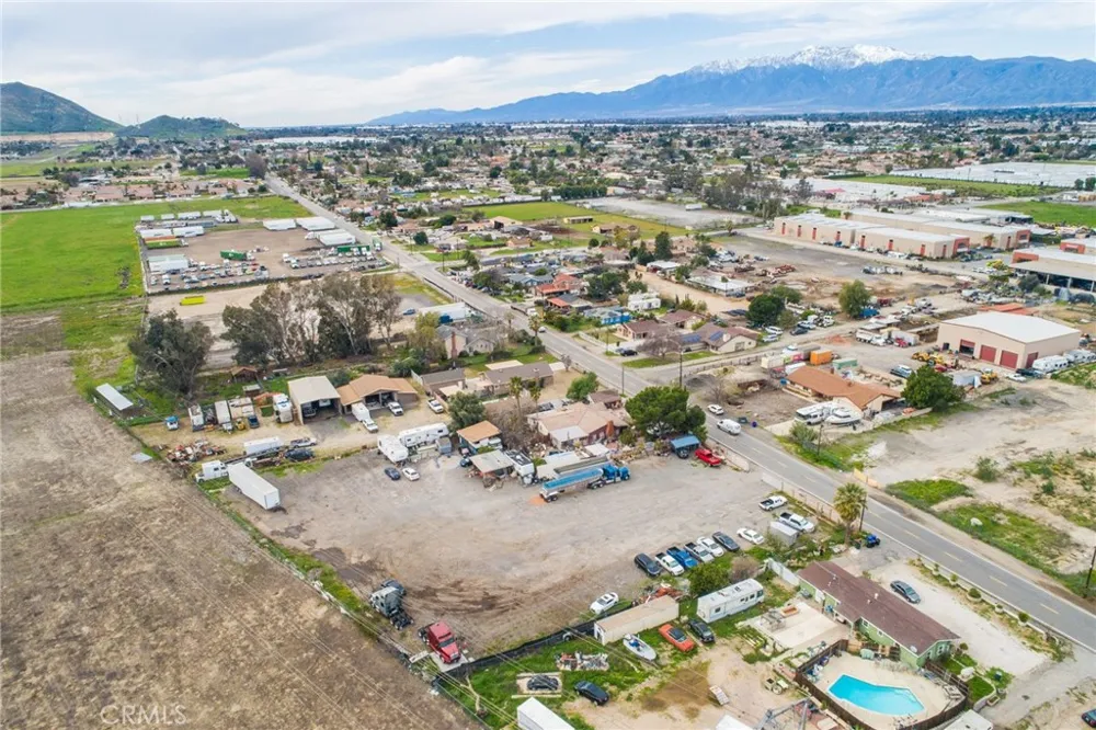 19597 Jurupa Avenue Bloomington, CA 92316