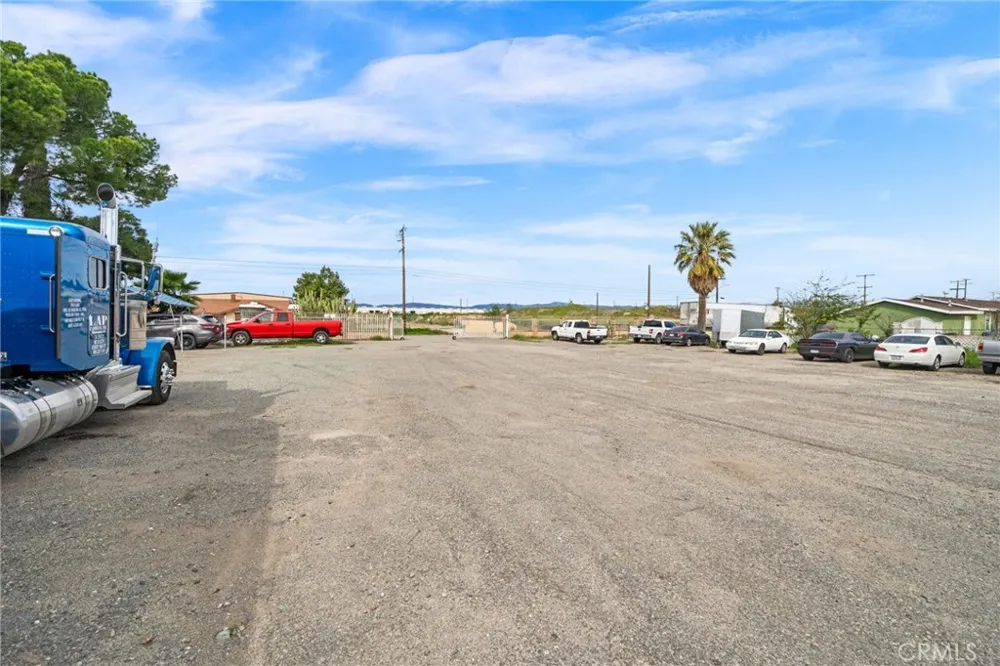 19597 Jurupa Avenue Bloomington, CA 92316
