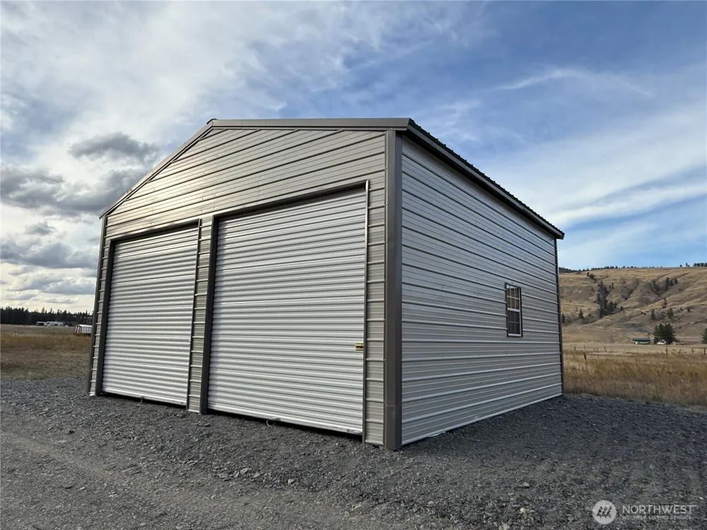 17 Sorona Way E Tonasket, WA 98855
