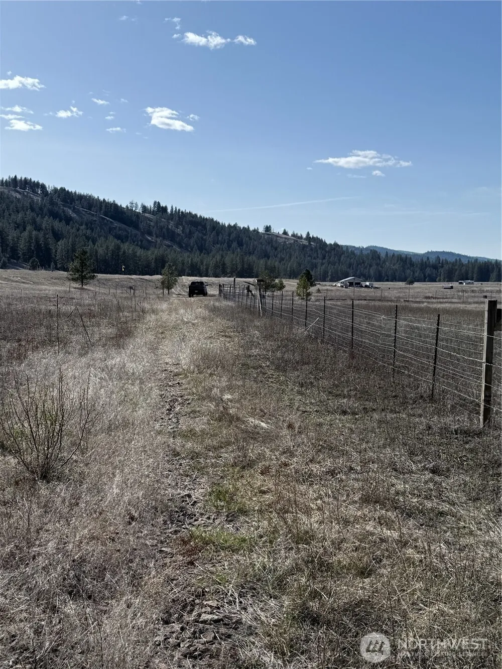 17 Sorona Way E Tonasket, WA 98855