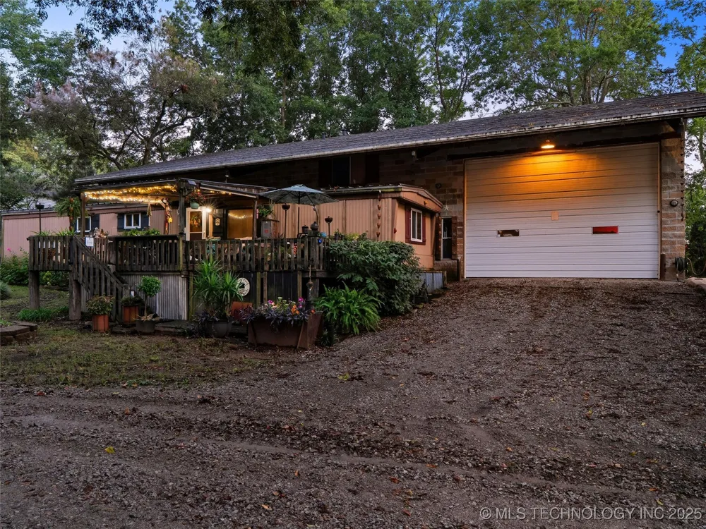 21461 E Apache Street Catoosa, OK 74015
