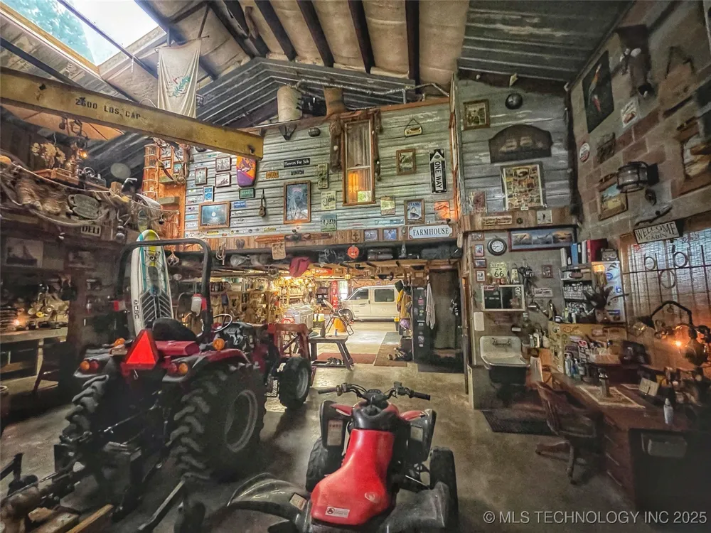 21461 E Apache Street Catoosa, OK 74015