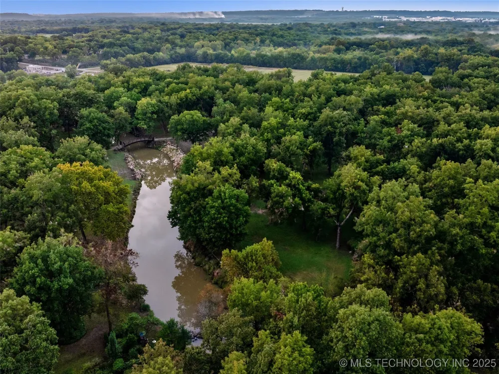 21461 E Apache Street Catoosa, OK 74015