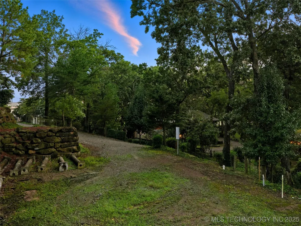 21461 E Apache Street Catoosa, OK 74015
