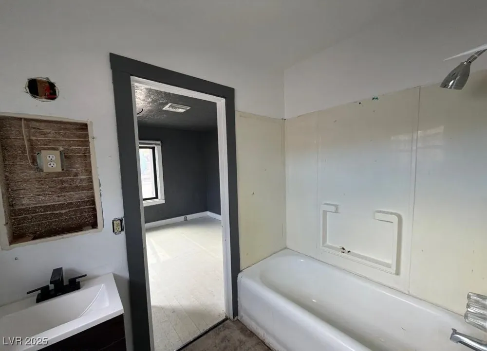 70 Tennille Street Caliente, NV 89008