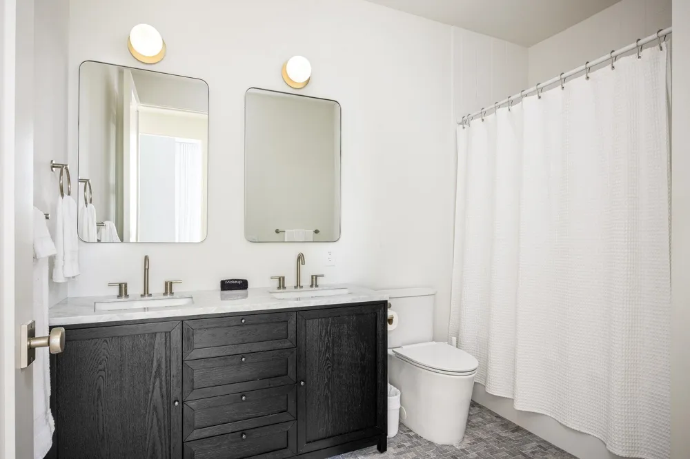 111 E State Traverse City City, MI 49684