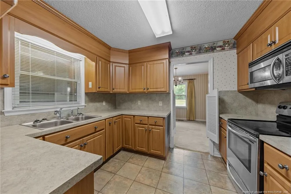 241 Hight Road Aberdeen, NC 28315