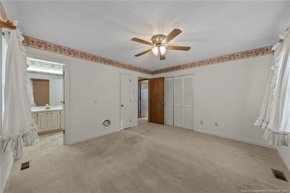 241 Hight Road Aberdeen, NC 28315