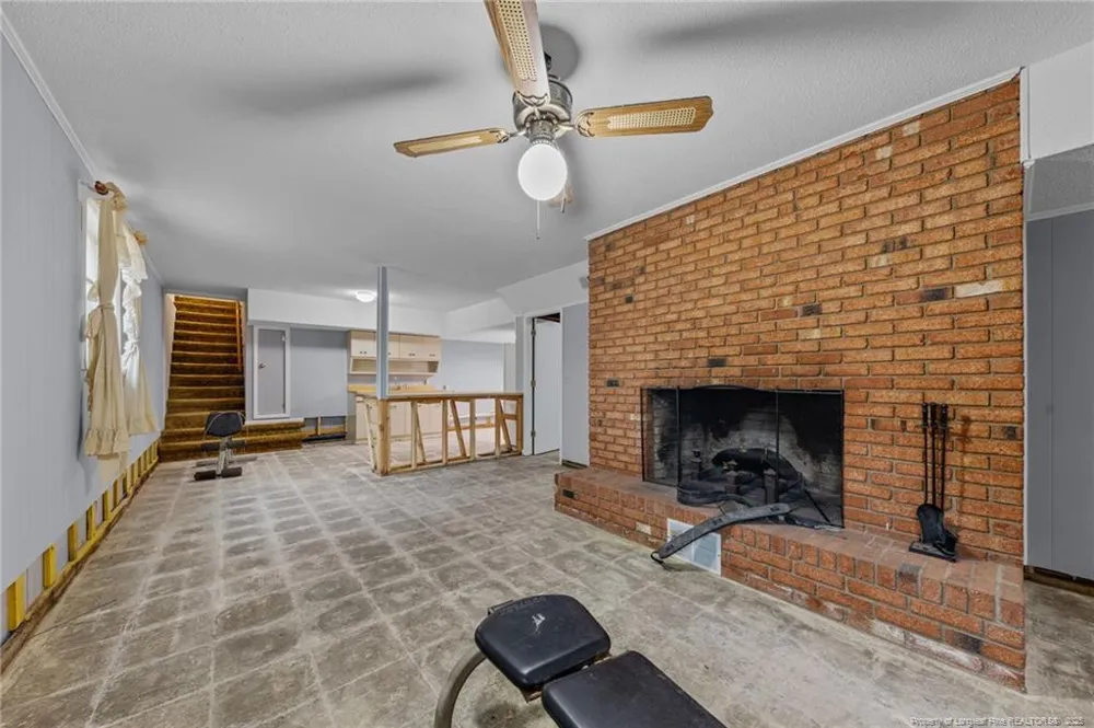 241 Hight Road Aberdeen, NC 28315
