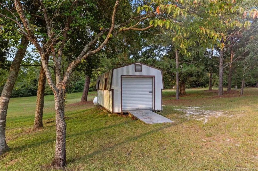 241 Hight Road Aberdeen, NC 28315