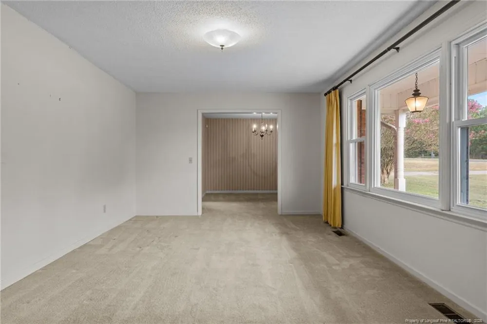 241 Hight Road Aberdeen, NC 28315
