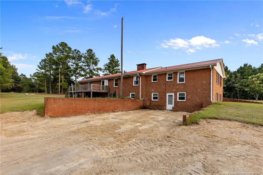 241 Hight Road Aberdeen, NC 28315