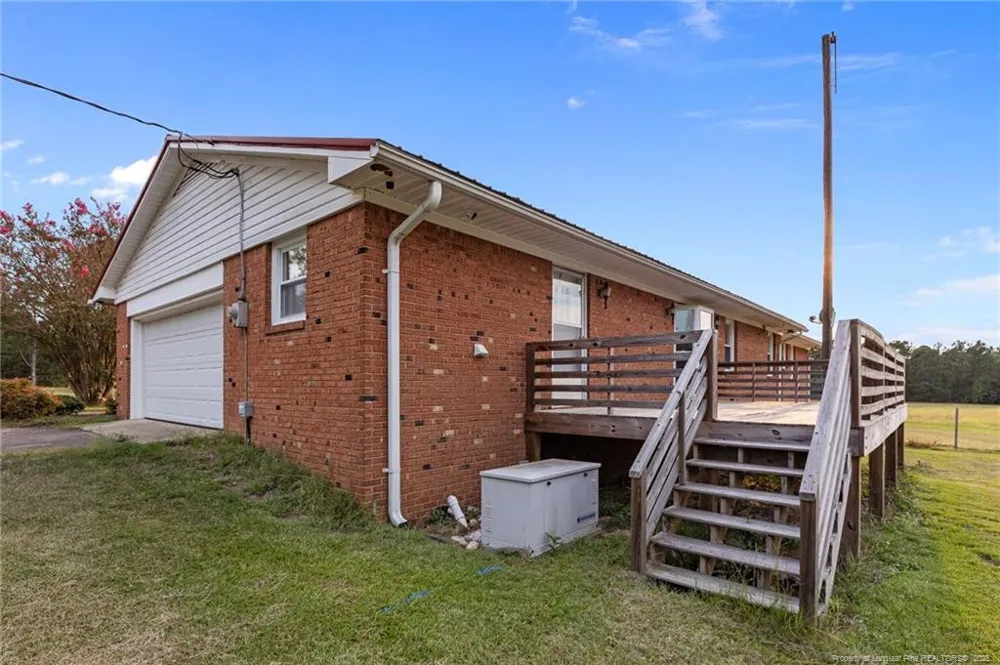 241 Hight Road Aberdeen, NC 28315