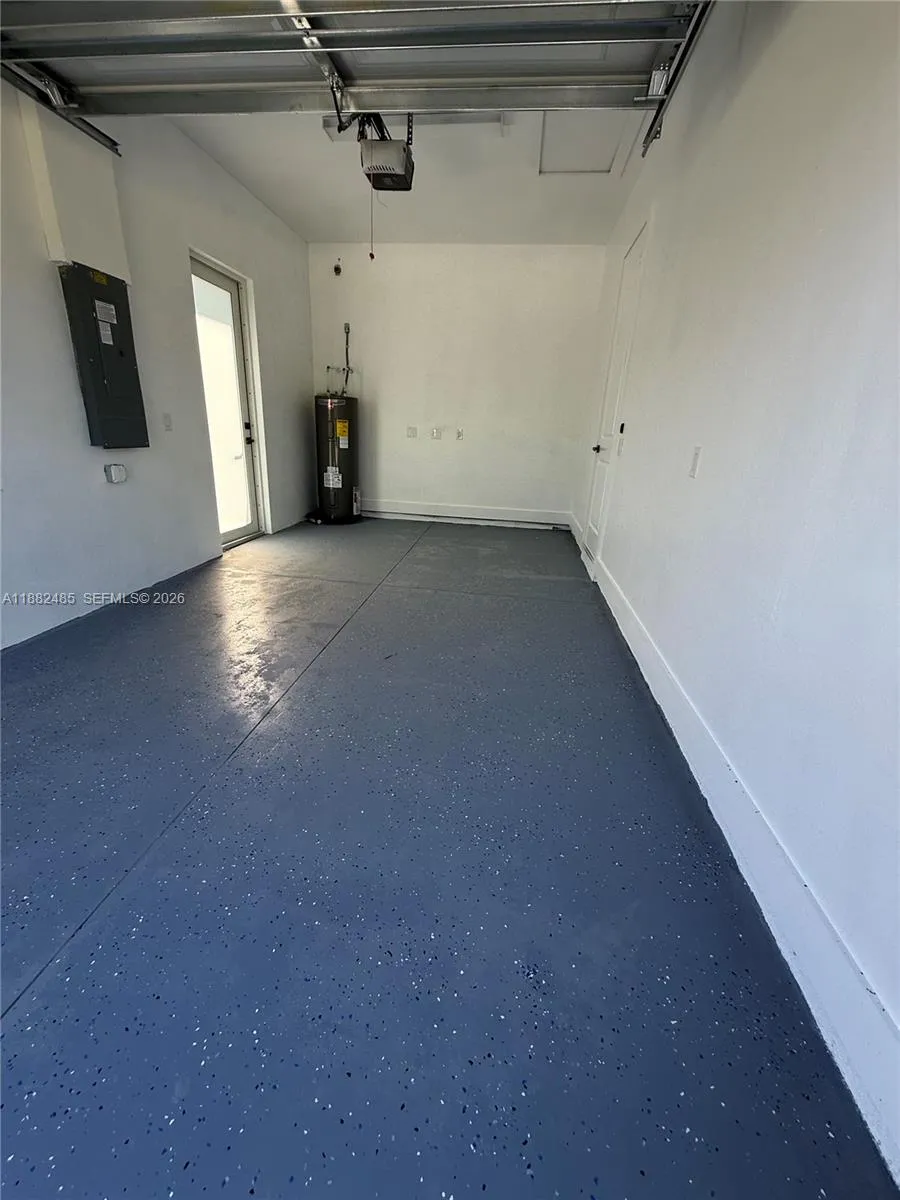 936 Anthony E Lehigh Acres, FL 33974