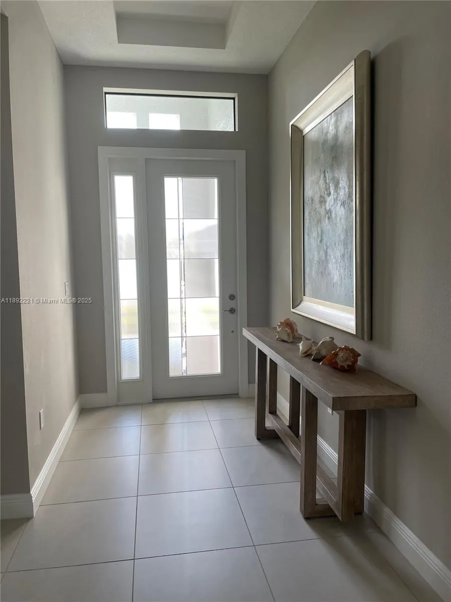 4960 Surfside Circle Bradenton, FL 34211
