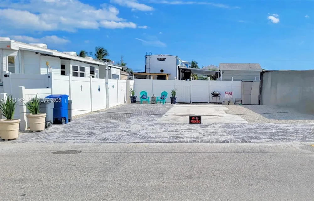 325 Calusa St 376 Key Largo, FL 33037