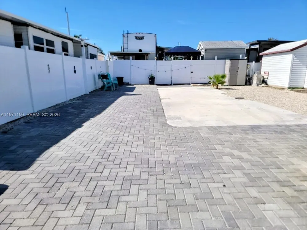 325 Calusa St 376 Key Largo, FL 33037