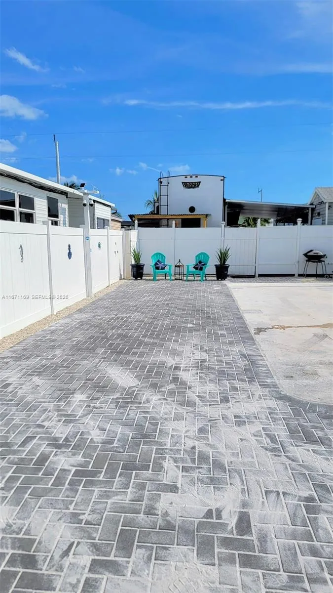 325 Calusa St 376 Key Largo, FL 33037