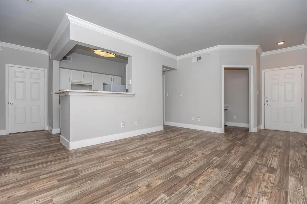 19100 N Glenwest Drive #236 Friendswood, TX 77546
