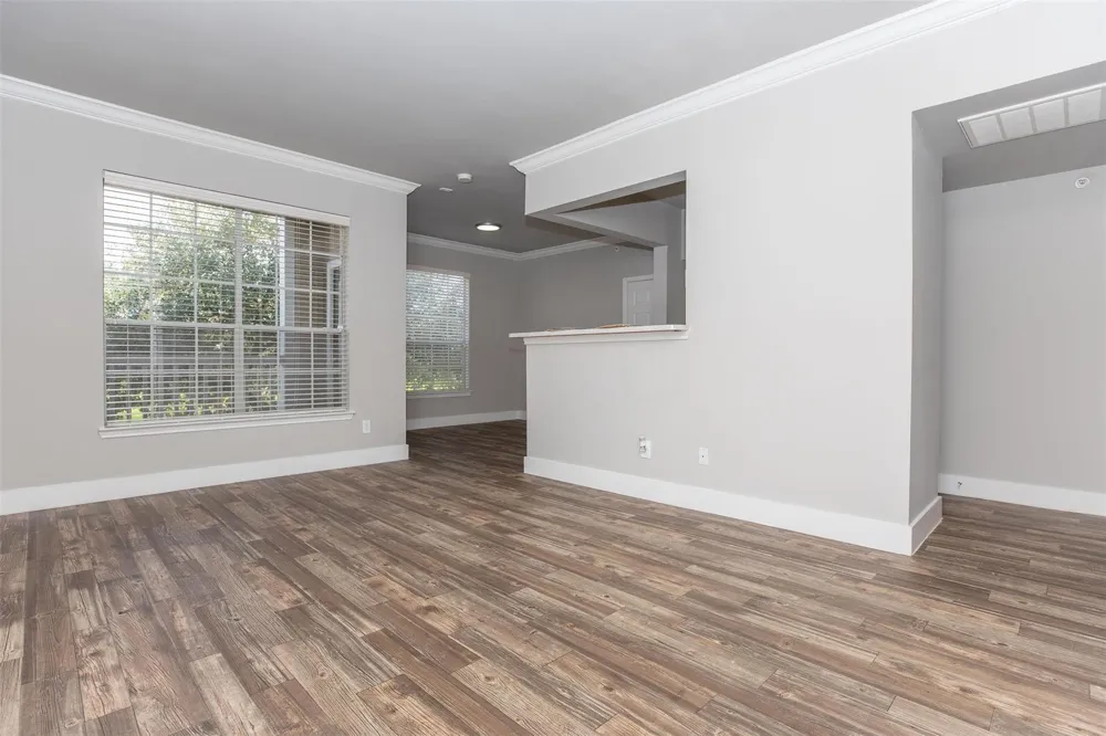 19100 N Glenwest Drive #236 Friendswood, TX 77546