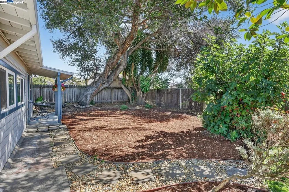 464 Kenilworth Ave San Leandro, CA 94577