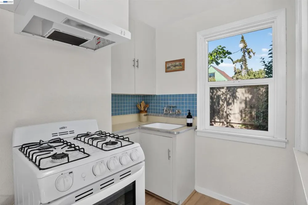 464 Kenilworth Ave San Leandro, CA 94577