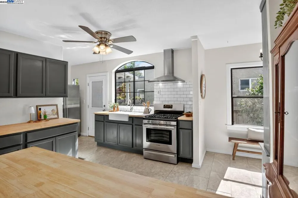 464 Kenilworth Ave San Leandro, CA 94577