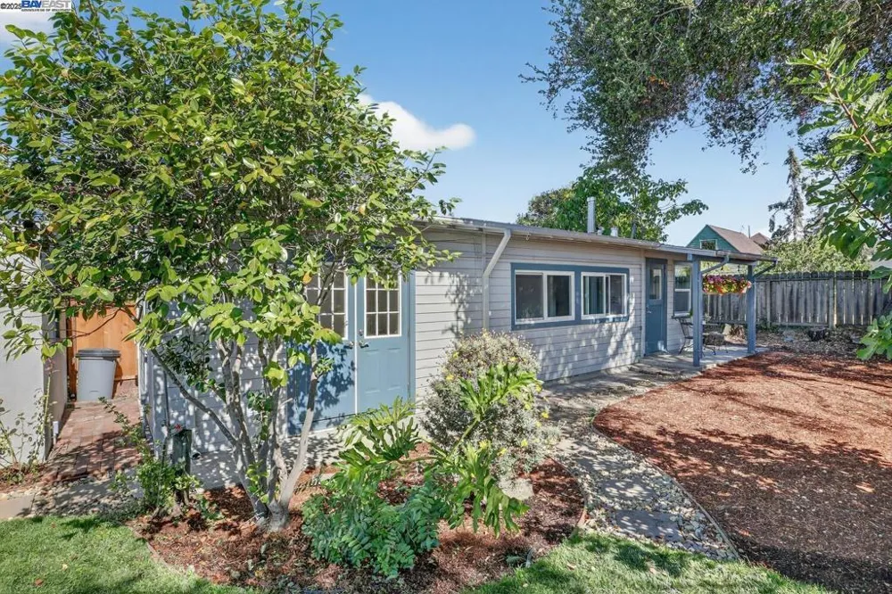 464 Kenilworth Ave San Leandro, CA 94577