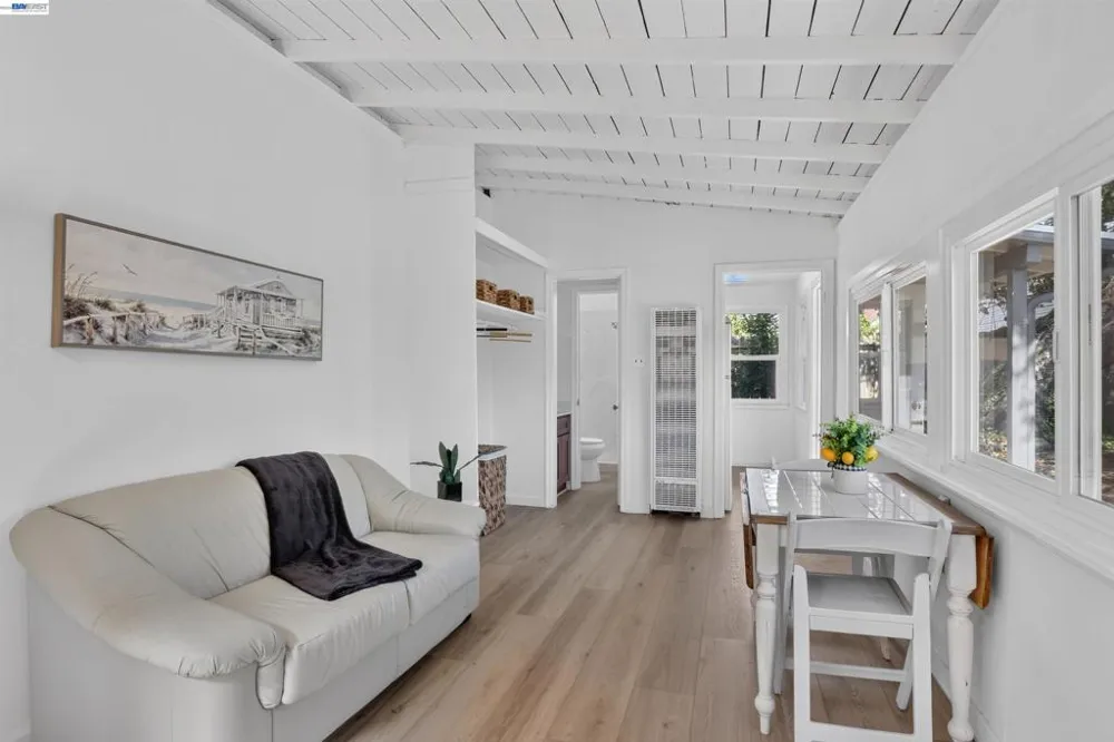 464 Kenilworth Ave San Leandro, CA 94577