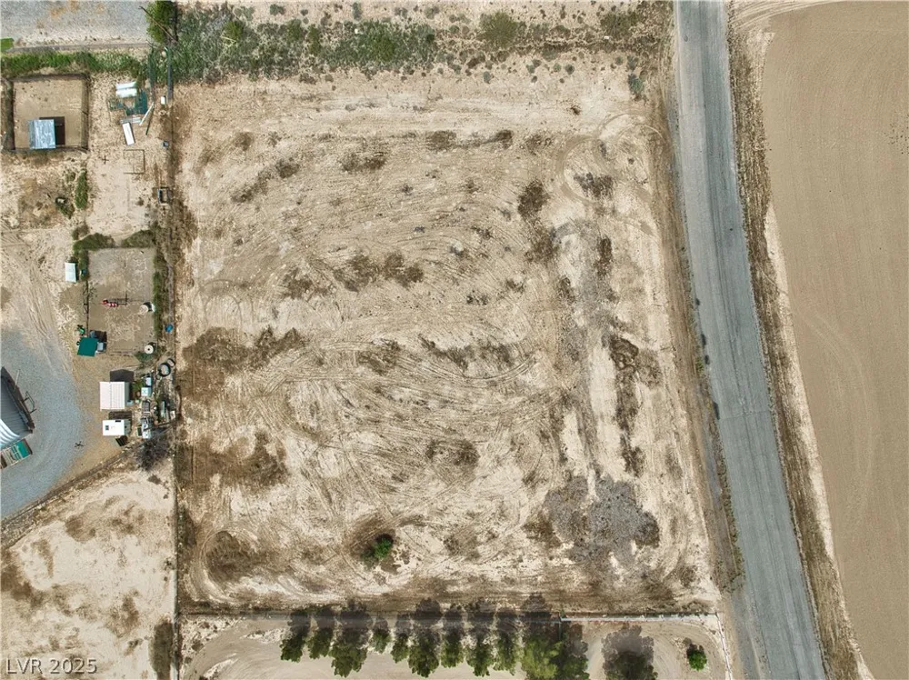 3240 S Prairie Avenue Pahrump, NV 89048