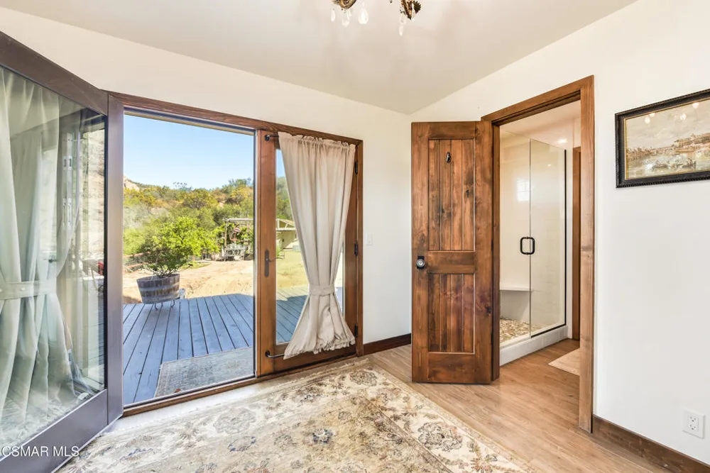 356 E Carlisle Road Thousand Oaks, CA 91361