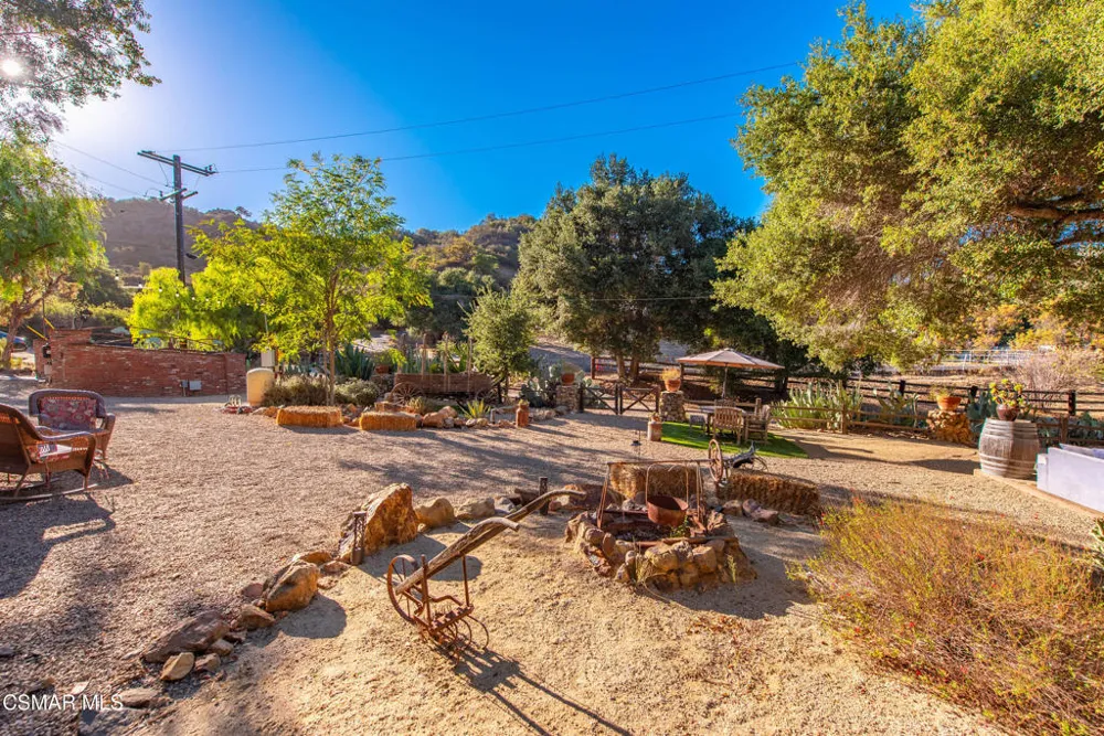 356 E Carlisle Road Thousand Oaks, CA 91361