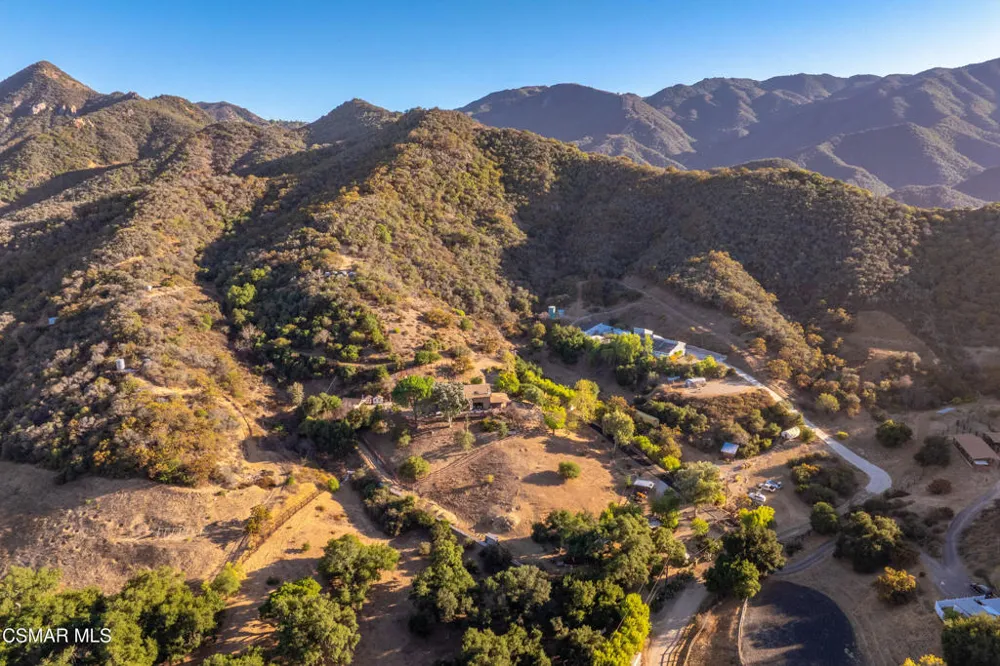 356 E Carlisle Road Thousand Oaks, CA 91361