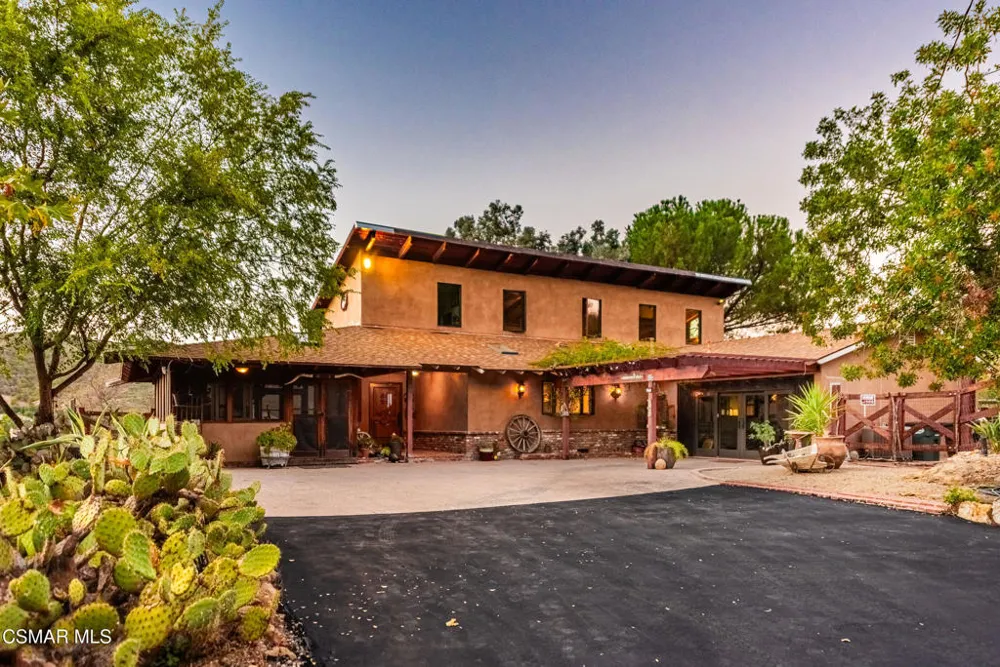 356 E Carlisle Road Thousand Oaks, CA 91361