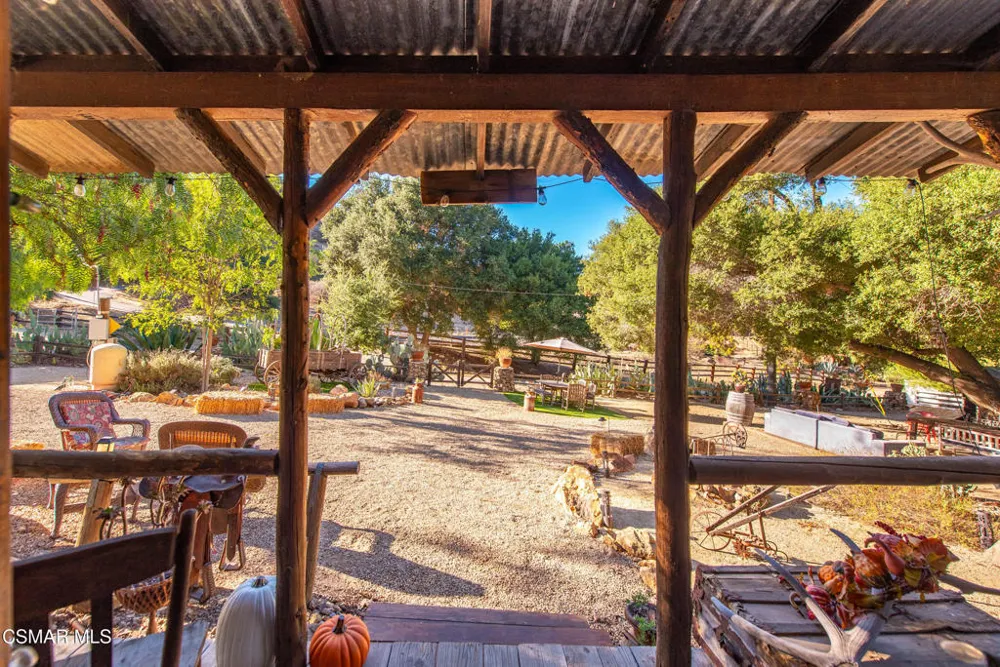 356 E Carlisle Road Thousand Oaks, CA 91361