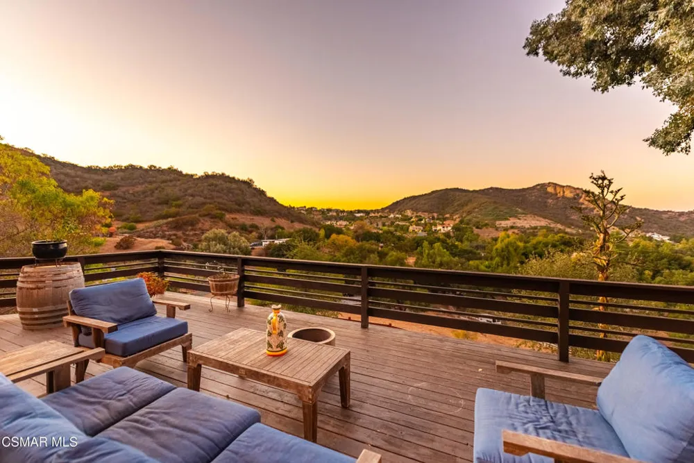 356 E Carlisle Road Thousand Oaks, CA 91361