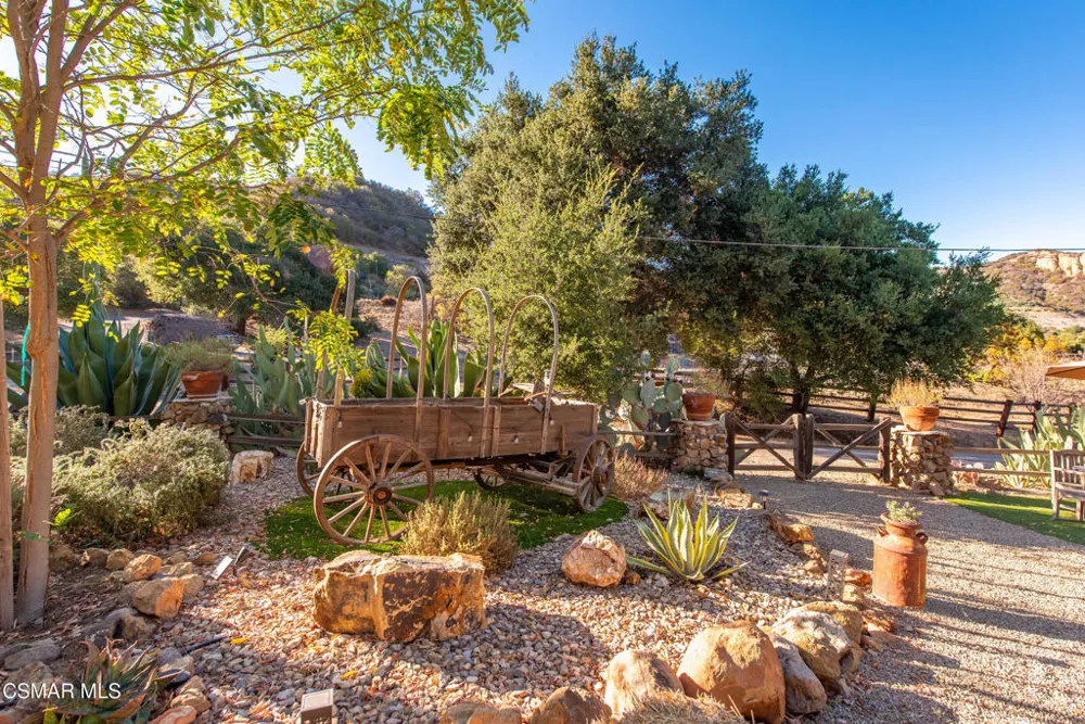356 E Carlisle Road Thousand Oaks, CA 91361