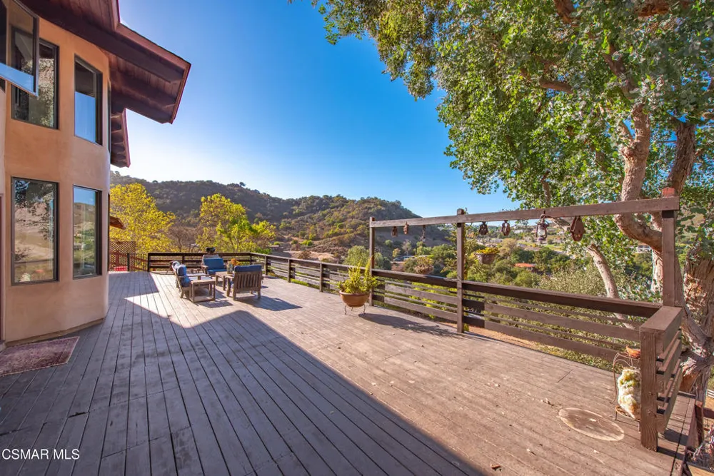 356 E Carlisle Road Thousand Oaks, CA 91361